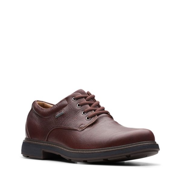 Clarks Mens Un Tread Lo GORE-TEX Wide Fit Shoes Dark Brown | CA-8653041